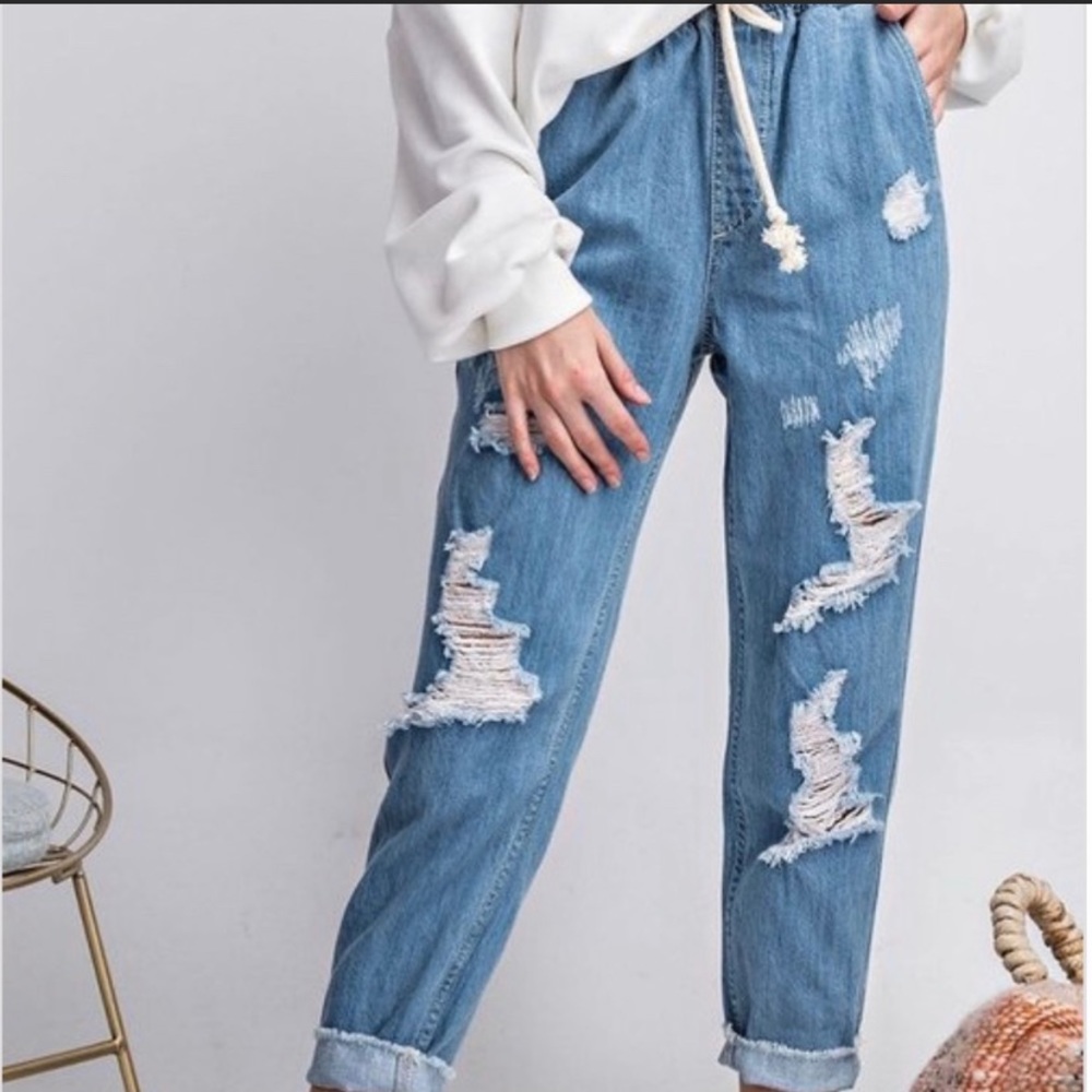 Drawstring mom jeans